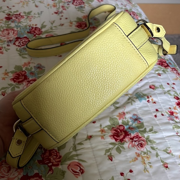 EUC Kate Spade Mulberry Street Pyper yellow lemon spring crossbody bag - Picture 4 of 8